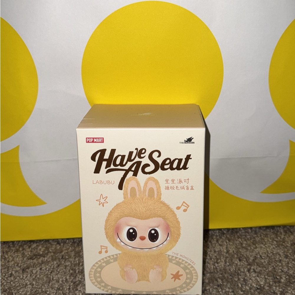 AUTHENTIC Pop Mart Labubu 'Have A Seat' Figure